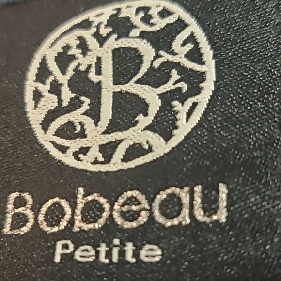 Bobeau Blue & White Short Sleeve Top - Picture 8 of 11